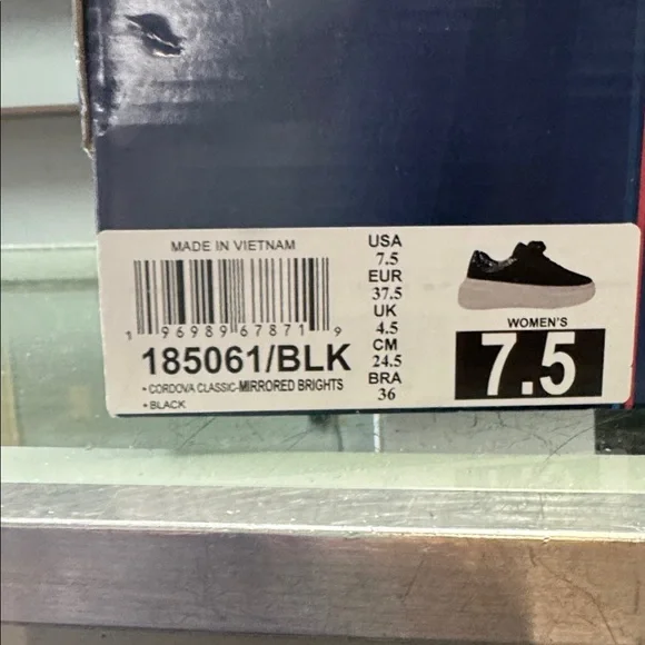 Skechers Black and White Sneakers - Picture 5 of 5